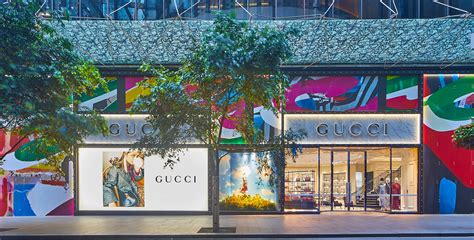 gucci westfield opening times|Gucci shop Westfield.